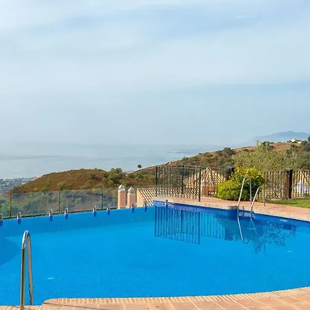 About Casa Munich Elviria Ojén